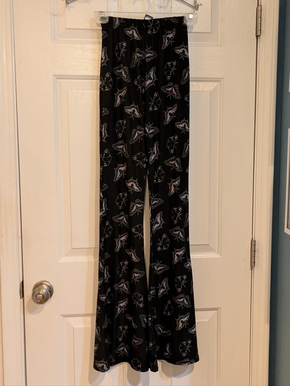Hot Topic Black Butterfly Print Wide-Leg Pants